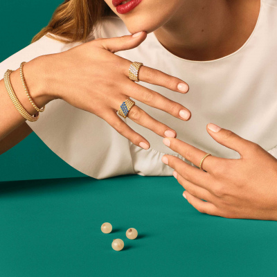 Переливы моря и роскоши: коллекция Perlee от Van Cleef & Arpels